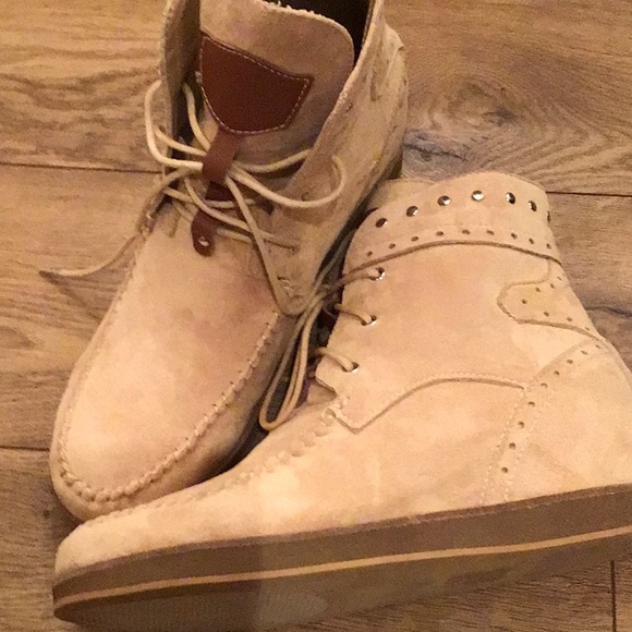 READ DETAILS~ HIDDEN WEDGE TAN BOOTIE WITH SILVER SMALL STUD EMBELLISHMENT - Picture 13 of 16